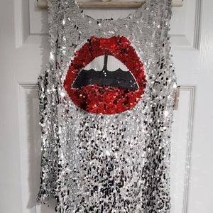 Sequins lips tank top